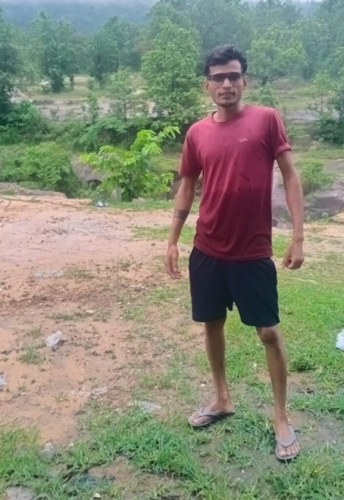 बिग ब्रेकिंग,,,,, कोरबा में फिर हुई चाकू बाजी की घटना,,,अपने ही दोस्त को उतारा मौत के घाट,,,पुलिस ने एक को पकड़ा ,एक की तलाश