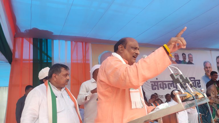 राजस्व मंत्री जयसिंह अग्रवाल की खुलेआम चेतावनी के बाद जागा बाल्को प्रबंधन ,रूमगड़ा से परसाभाटा रोड का मरम्मत कार्य प्रारंभ