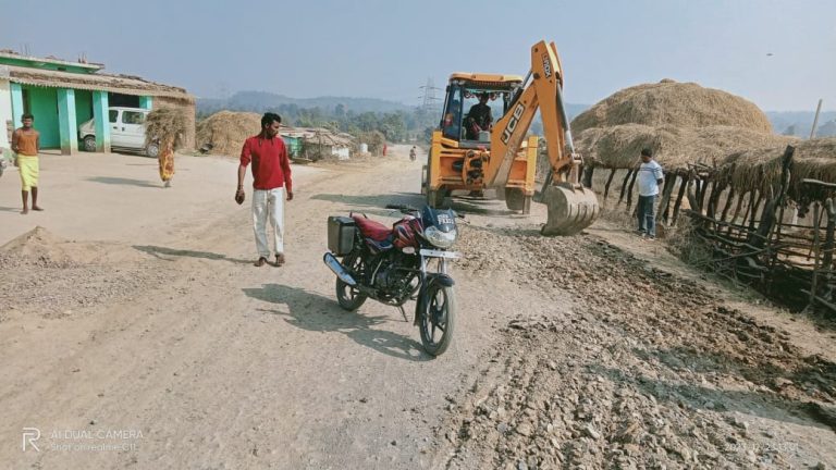 कोरबी से रानी अटारी एसईसीएल मार्ग का नवीनीकरण प्रारंभ, ,गोंगपा ने दिया था आंदोलन की चेतावनी ,