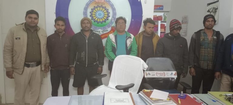 कोरबा पुलिस ने कोयला चोरी में संलिप्त तीन ट्रेलर ,एक पोकलेन मसीन किया जप्त