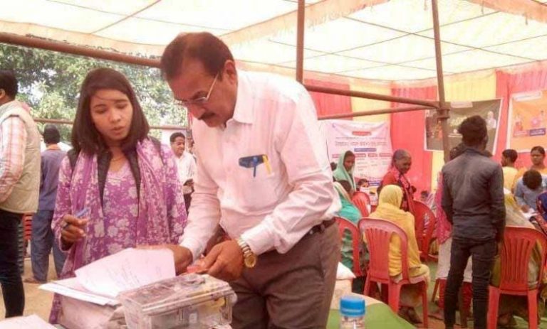 प्रधानमंत्री जनमन शिविर में विशेष पिछड़ी जनजातियों को मिल रहा है योजनाओं का लाभ