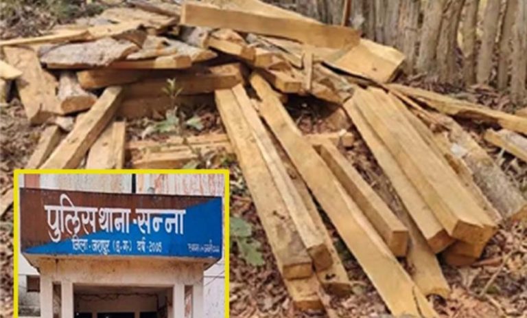 डिपो से लकड़ी चोरी कर रहे थे युवक, मना करने पर फॉरेस्ट ऑफिसर को पीटा; बेटी और पत्नी को घसीटा