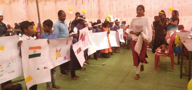 ग्राम पंचायत सरमा में लगा बाल मेला , छात्र-छात्राओं ने अपने प्रतिभाओं का किया प्रदर्शन