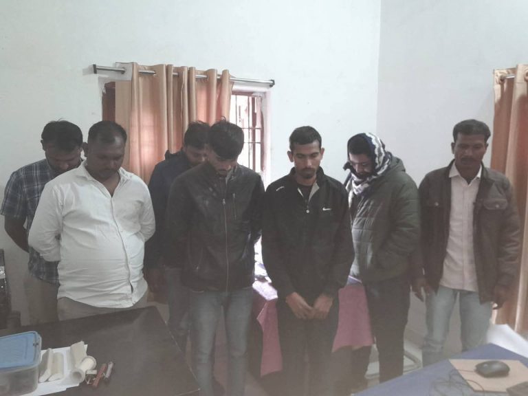 जीपीएम पुलिस की बड़ी कार्यवाही, तीन दिनों में जुआ के फड़ से लगभग 15 लाख का मशरुका जप्त, 18 जुआरी गिरफ्तार