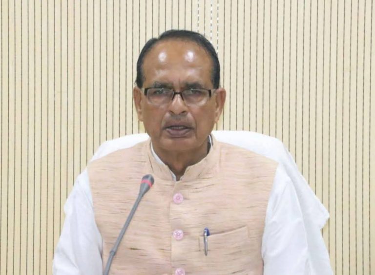 केंद्रीय मंत्री शिवराज सिंह चौहान की सुरक्षा बढ़ी, भोपाल–दिल्ली आवास किले में तब्दील | गृह मंत्रालय अलर्ट