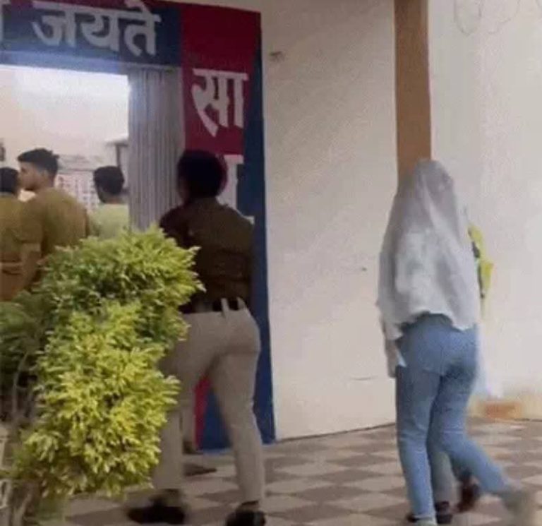 कोरबा में सेक्स रैकेट का भंडाफोड़, सिविल लाइन पुलिस की दबिश में मकान मालकिन सहित 8 गिरफ्तार