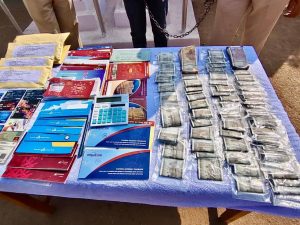 पुलिस ने सट्टा किंग को दबोचा, लाखों की जब्ती