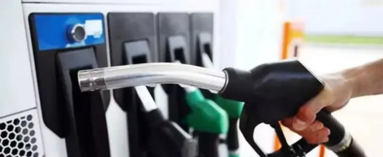 ‘पहले एडवांस फिर तेल’, OMCs ने बंद कर दी पंप को पेट्रोल-डीजल की सप्लाई, युद्ध के बीच बदले पेमेंट रुल्स- रिपोर्ट