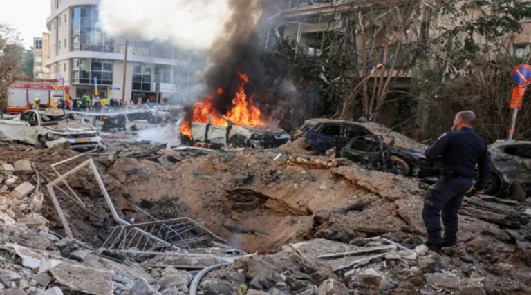 इज़राइल के लेबनान में बमबारी से 203 की मौत, अमेरिका-ईरान समझौते के विस्तार की वैश्विक मांगें