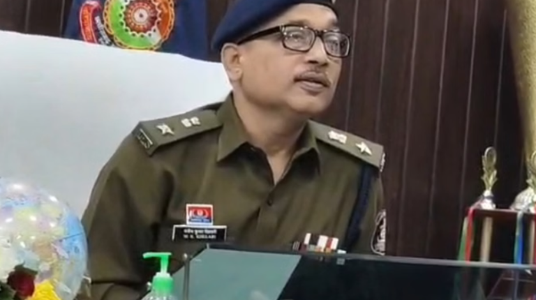 जीपीएम: सड़क पर वाहनों से वसूली करता था आरक्षक, गिरी गाज, एसपी ने किया निलबिंत